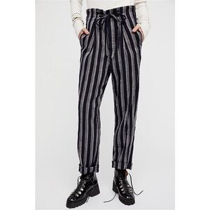 FREE PEOPLE Here and There Navy Stripe Paper Bag Trouser Pants Womens 4